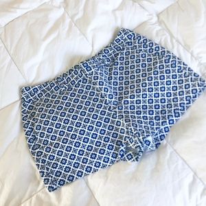 GAP patterned shorts